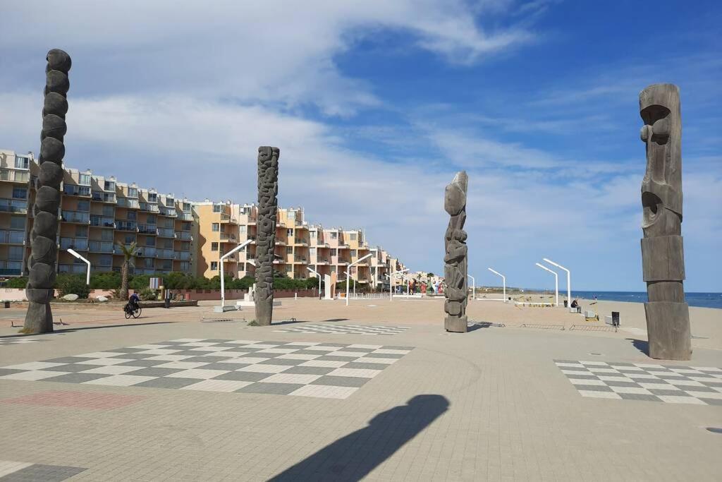 Appartement Vue Mer, Acces Direct Plage, Parking Privatif Le Barcares Ngoại thất bức ảnh